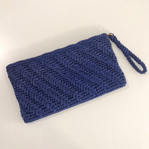 XIL'S crochet raffia clutch, handmade, with wristband - Picture 1 of 4
